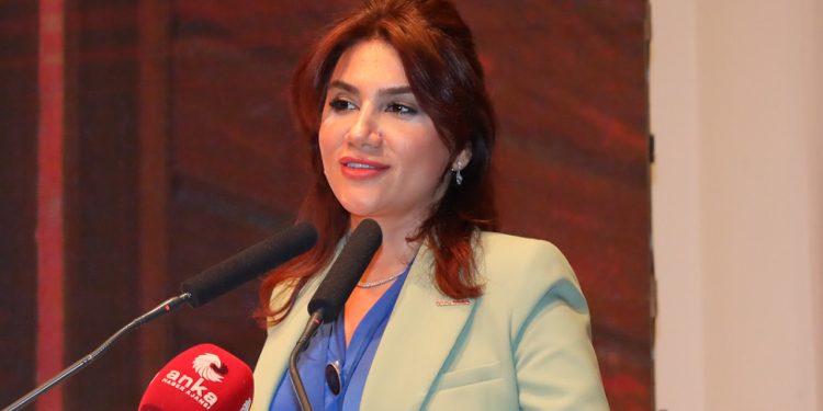 TÜRKONFED Yönetim Kurulu Başkan Yardımcısı ve İş Dünyasında Kadın Komisyonu Başkanı Reyhan Aktar