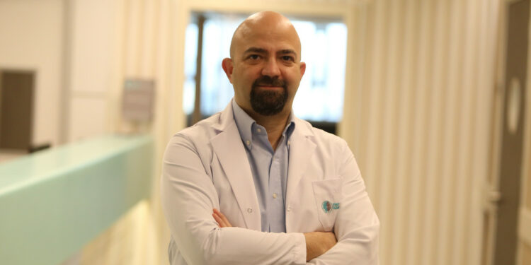 Psikiyatri Uzmanı Prof. Dr. C. Onur Noyan