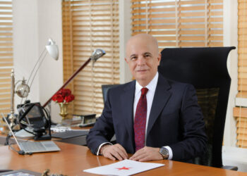Ali Ülker Yönetim Kurulu Başkanlığını Mehmet Tütüncü’ye devretti