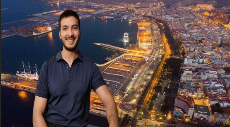 Türker Açıkgöz Trabzon Limanı'nı inceledi.