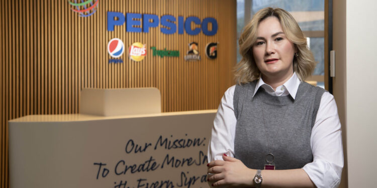 İpek Süzmetaş