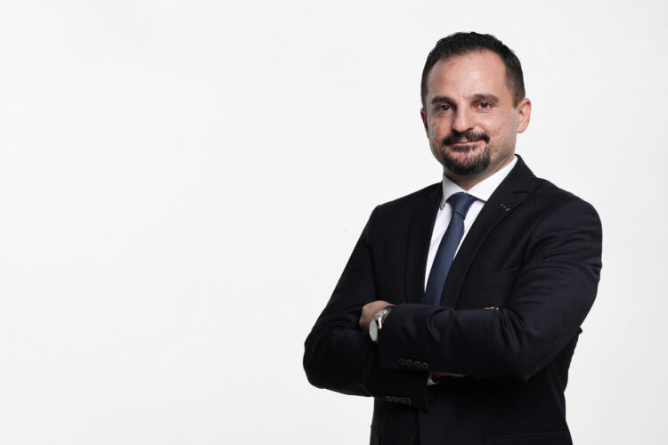 Türkiye Hayat Emeklilik Hazine ve Emeklilik Operasyonları Genel Müdür Yardımcısı Gürol Sami Özer