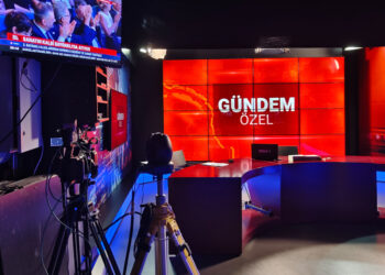 “Teslim Olmayacağız”: Eski TELE1 Ekibi TELE2 Haber’le Yeniden Yayında