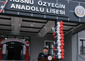 Hatay Hüsnü Özyeğin Anadolu Lisesi eğitime başladı