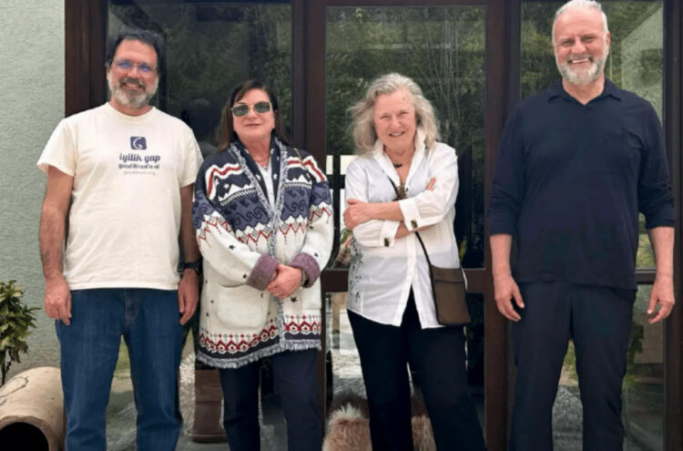 Armaş Vakfı Mütevelli Heyeti: Uygar Özesmi, Selda Gönensin, Sibel Asna Özesmi ve Turgay Gönensin
