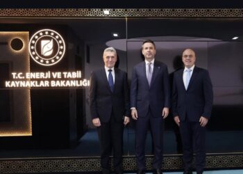 Bakan Bayraktar, Sabancı Holding yönetimini kabul etti: Gündem 2040 enerji vizyonu