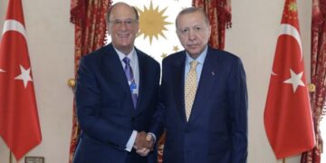 Larry Fink Türkiye’ye geldi, Erdoğan’la görüştü