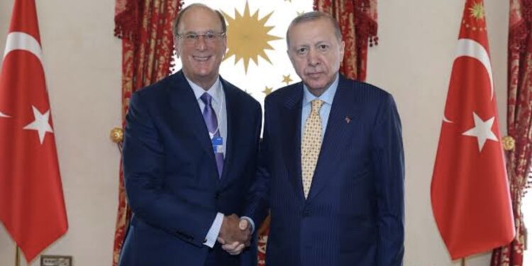 Larry Fink Türkiye’ye geldi, Erdoğan’la görüştü