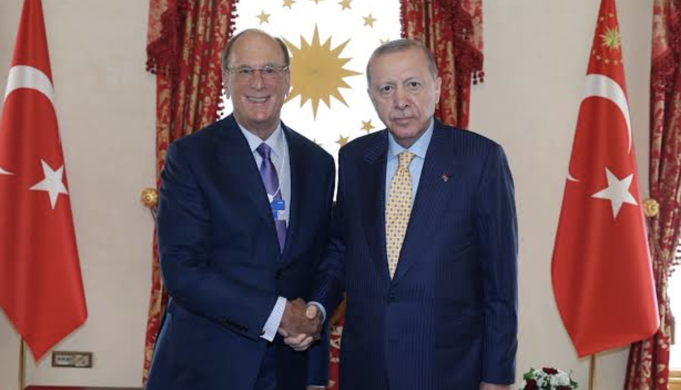 Larry Fink Türkiye’ye geldi, Erdoğan’la görüştü